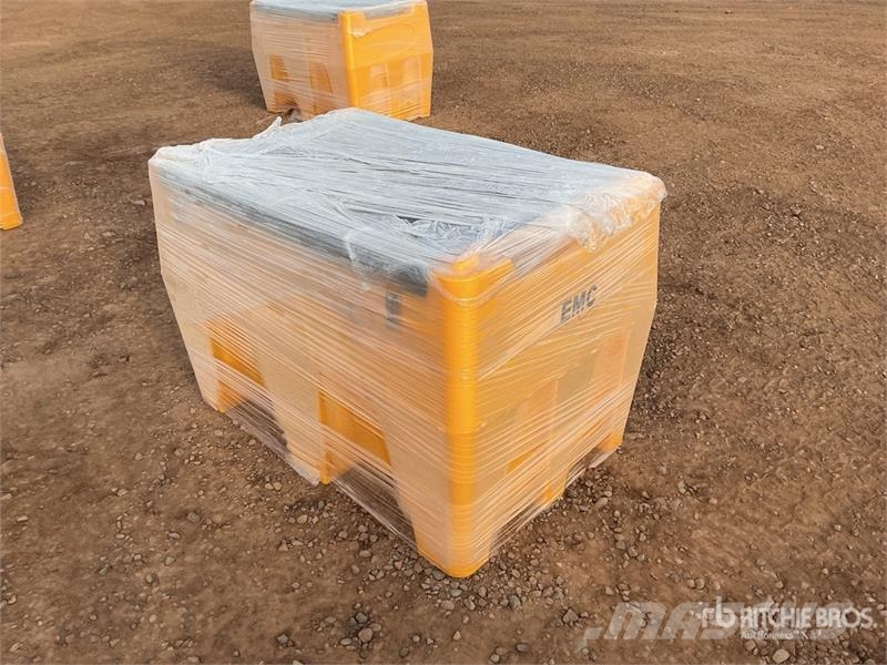 EMC DFT116 116 gal Portable Poly Fuel Tank (Unused) Kraftstoff- und Zusatzstoffbehälter
