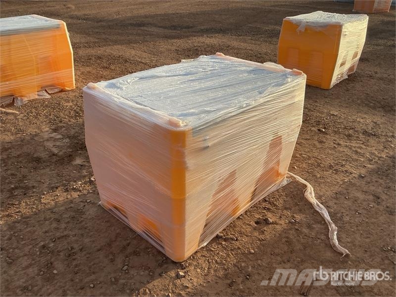 EMC DFT116 116 gal Portable Poly Fuel Tank (Unused) Fuel and additive tanks