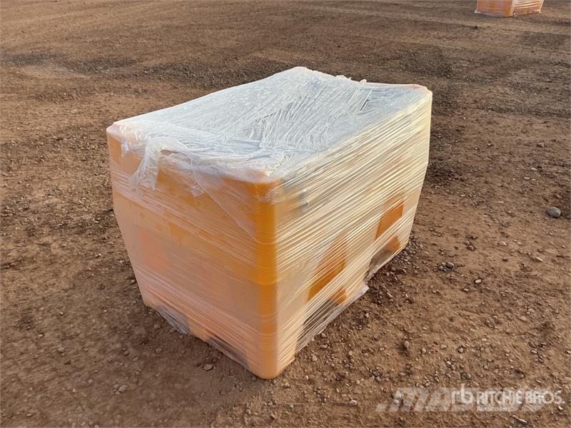 EMC DFT116 116 gal Portable Poly Fuel Tank (Unused) Kraftstoff- und Zusatzstoffbehälter