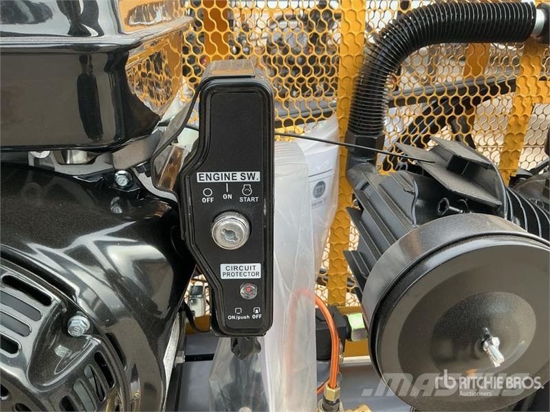 EMC GAC60 24.4 cfm Skid-Mounted 60 gal Air Compressor  Kompresori