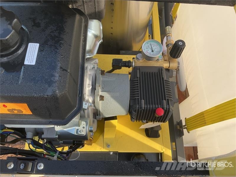 EMC HPW-4000T Pressure Washer (Unused) 輕壓清洗機
