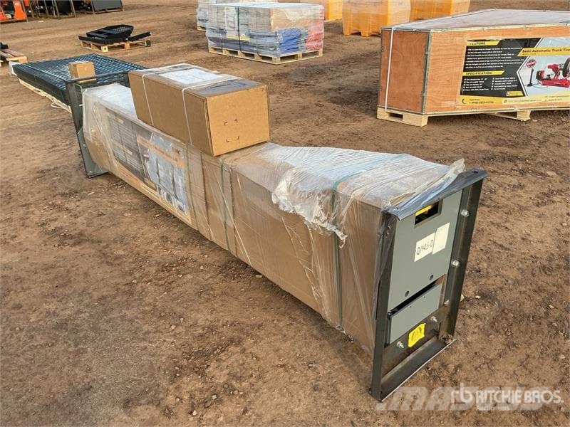 EMC QJY4.5-D 2 Post 10000 lb (Unused) Sonstige Baumaschinen