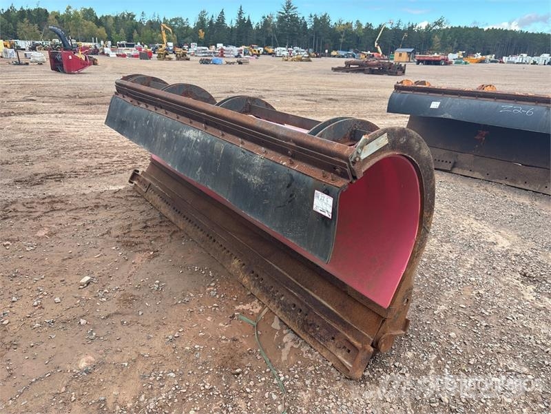 Everest 10 ft 2 Way Snow Plow - Fits Truck スノーブレードとプラウ
