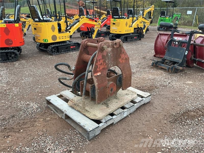  Excavator Plate Compactor Attachment دكاكات أفقية