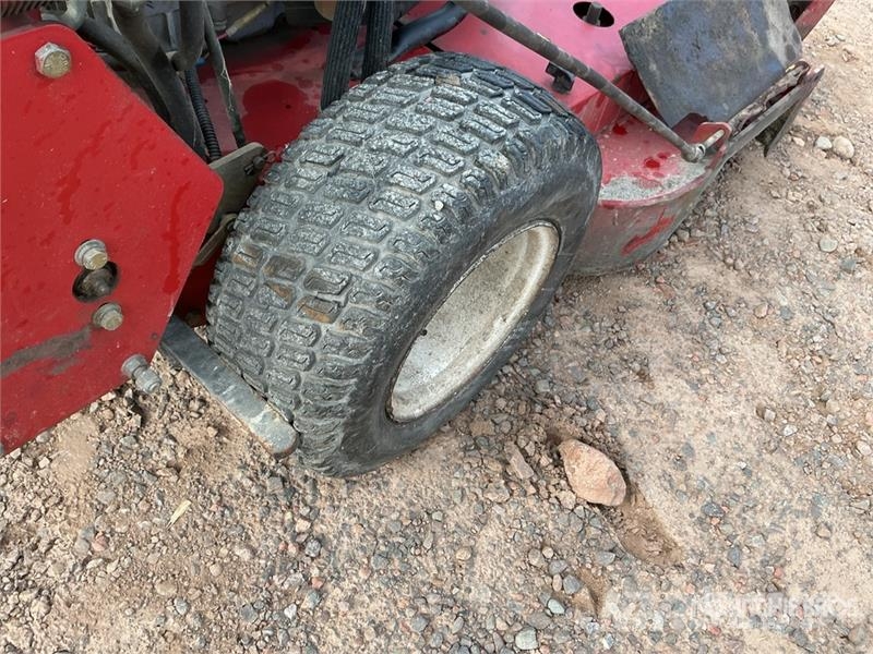 Exmark Walk-Behind Lawn Mower ركوب الحشائش