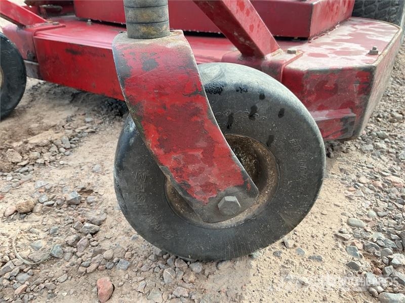 Exmark Walk-Behind Lawn Mower ركوب الحشائش