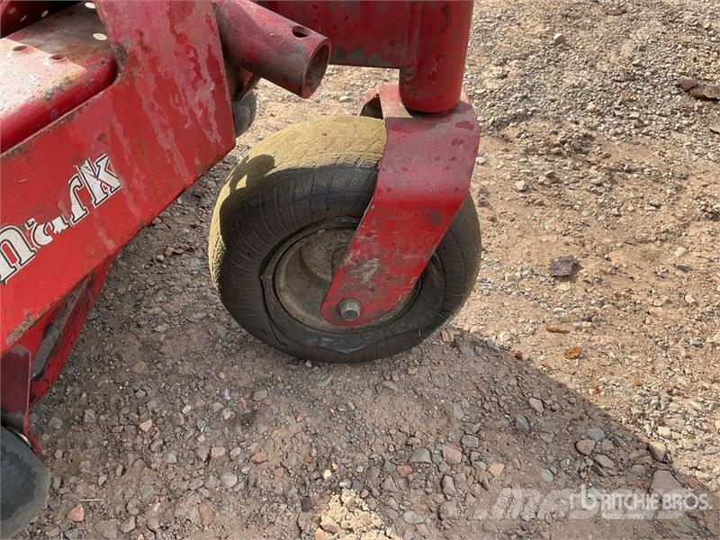 Exmark Zero-Turn Lawn Mower ركوب الحشائش