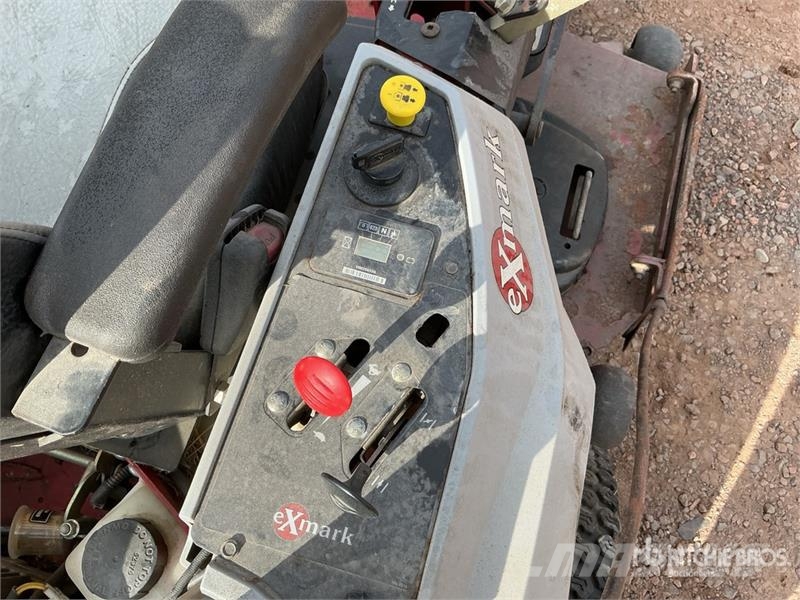 Exmark Zero-Turn Lawn Mower ركوب الحشائش
