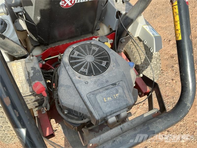 Exmark Zero-Turn Lawn Mower ركوب الحشائش