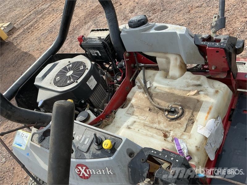 Exmark Zero-Turn Lawn Mower ركوب الحشائش