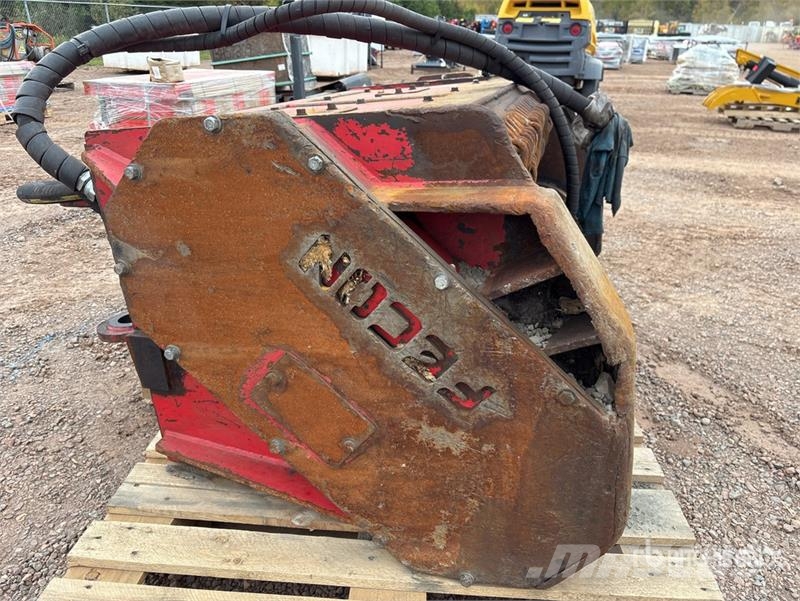 Fecon 54 in Excavator Mulcher Andre komponenter