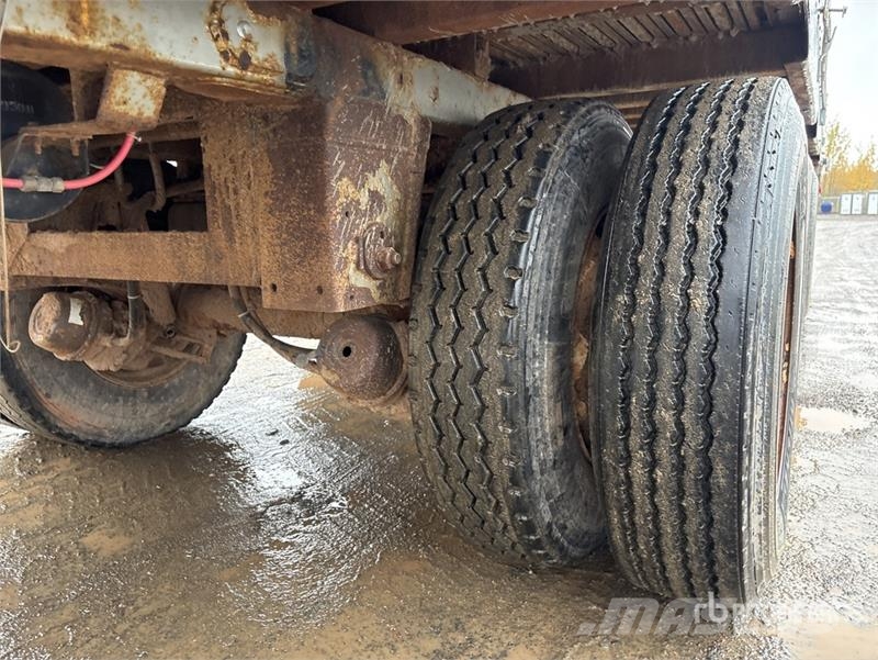 Fericar REM-PMD53-3 53 ft x 102 in Tri/A Moving Fl Wood chip trailers