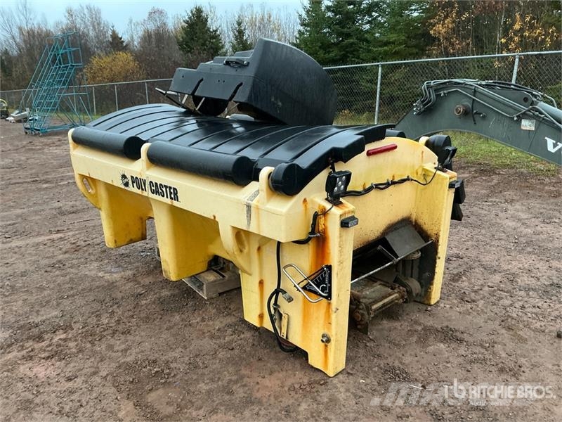 Fisher Poly Caster 1.5 CU YD Salt Spreader Sand- und Salzstreuer