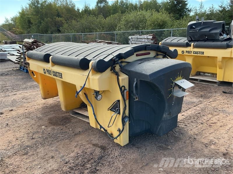 Fisher Polycaster Salt Spreader - Fits Truck Liivapuisturid ja soolapuisturid