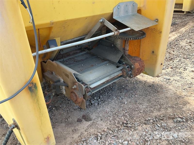 Fisher Polycaster Salt Spreader - Fits Truck Sand- og saltspredere