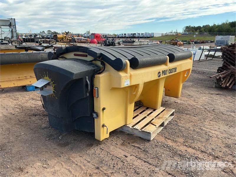 Fisher Polycaster Salt Spreader - Fits Truck Liivapuisturid ja soolapuisturid