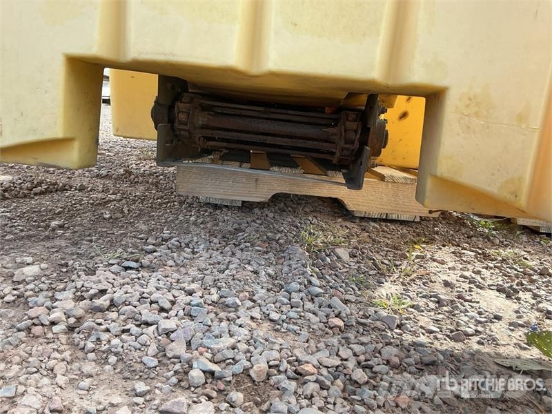 Fisher Polycaster Salt Spreader - Fits Truck Liivapuisturid ja soolapuisturid
