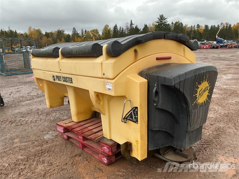 Fisher Polycaster Salt Spreader Posipači soli i peska