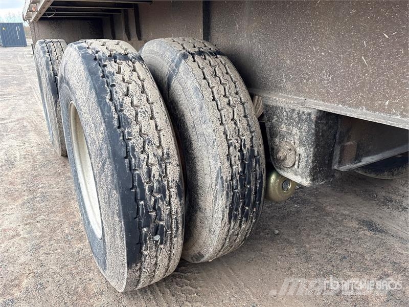 Fontaine 48 ft Tri/A Flatbed Trailer Madelhaagised