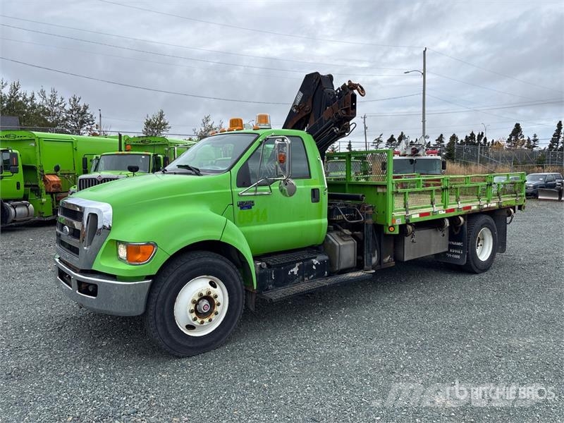 Ford 099 B-3 CLX 4800 kg Knuckle Boom on Ford F-750 4x2 Kranbilar