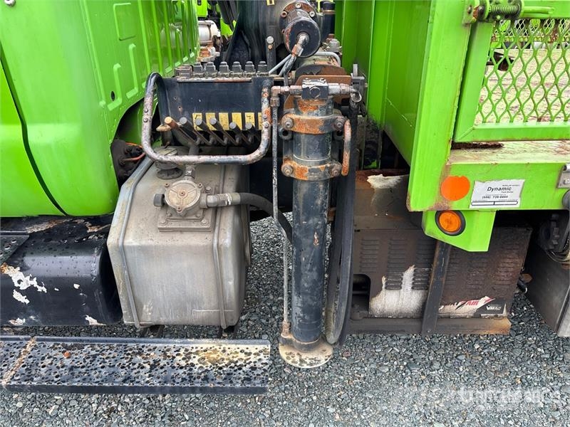 Ford 099 B-3 CLX 4800 kg Knuckle Boom on Ford F-750 4x2 Kranbilar