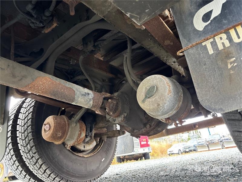 Ford 099 B-3 CLX 4800 kg Knuckle Boom on Ford F-750 4x2 Kranbilar