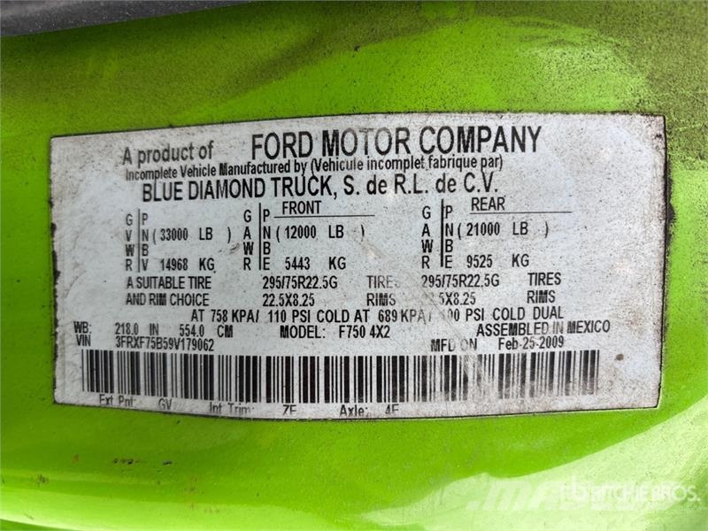 Ford 099 B-3 CLX 4800 kg Knuckle Boom on Ford F-750 4x2 Kranbilar