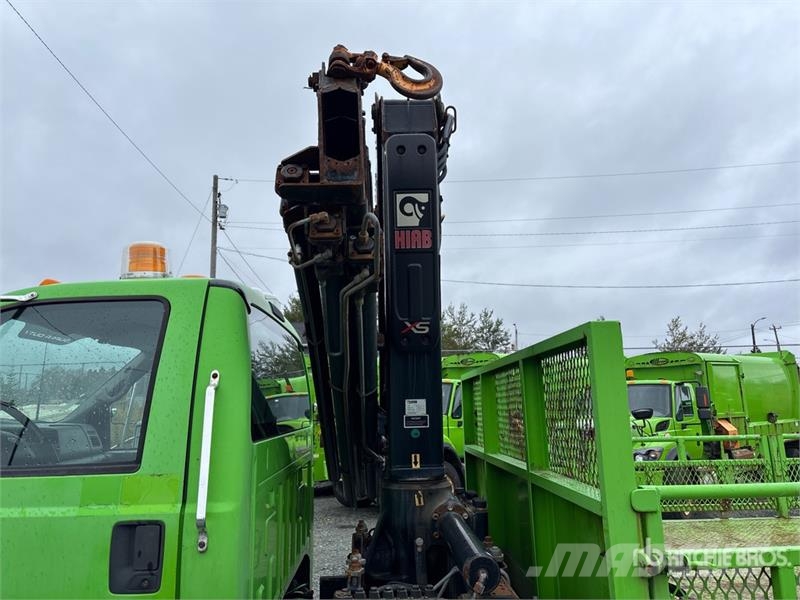 Ford 099 B-3 CLX 4800 kg Knuckle Boom on Ford F-750 4x2 Kranbilar
