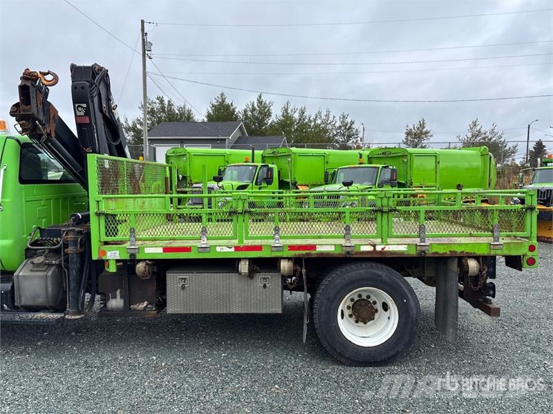 Ford 099 B-3 CLX 4800 kg Knuckle Boom on Ford F-750 4x2 Kranbilar