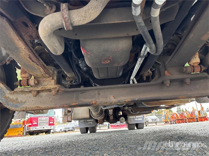 Ford 099 B-3 CLX 4800 kg Knuckle Boom on Ford F-750 4x2 Kranbilar