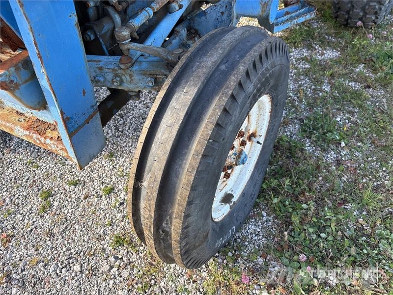 Ford 3910 2WD Utility Tractor Micro tracteur