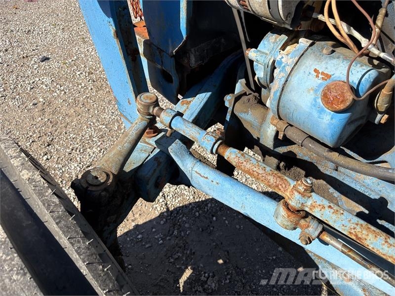 Ford 3910 2WD Utility Tractor Micro tracteur