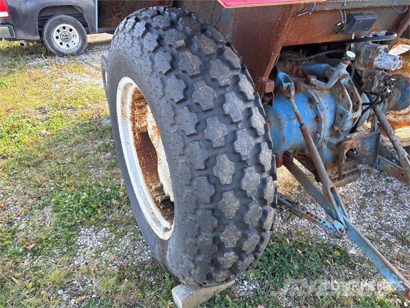 Ford 3910 2WD Utility Tractor Micro tracteur