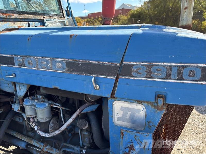 Ford 3910 2WD Utility Tractor Micro tracteur