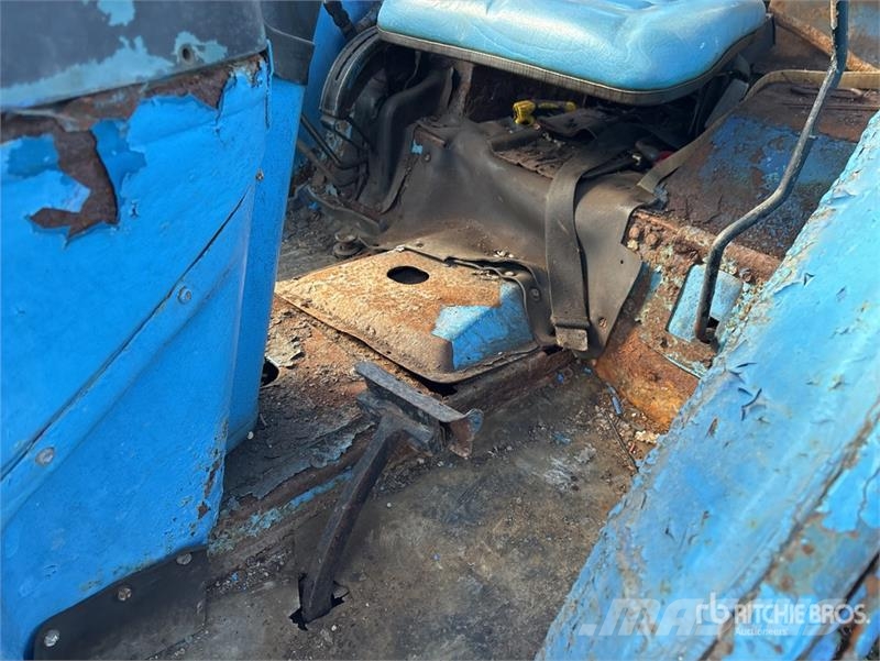 Ford 3910 2WD Utility Tractor Micro tracteur