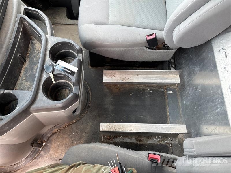 Ford E-150 Panel vans