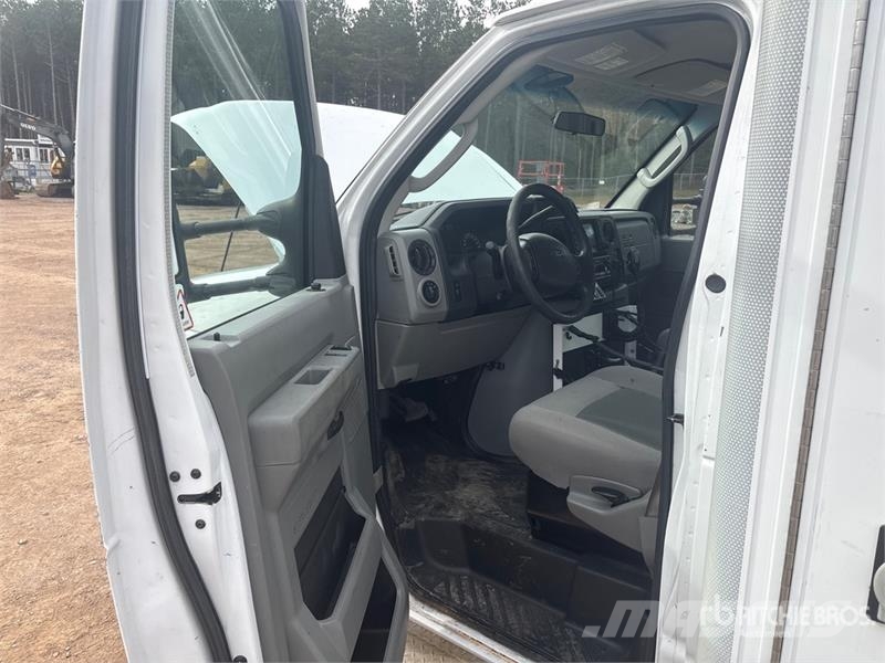 Ford E-350 Линейки
