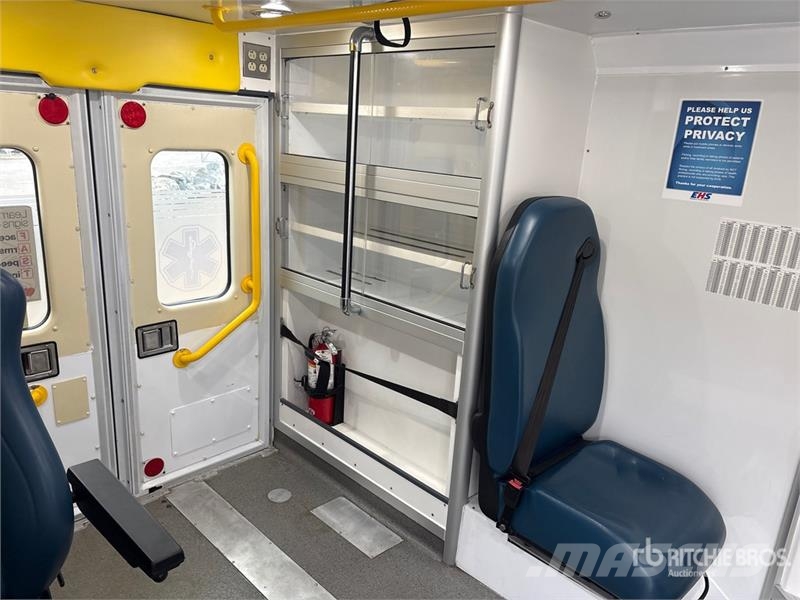 Ford E-350 Ambulanser