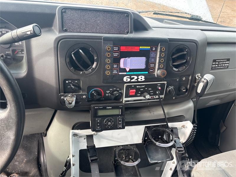 Ford E-350 Ambulanser