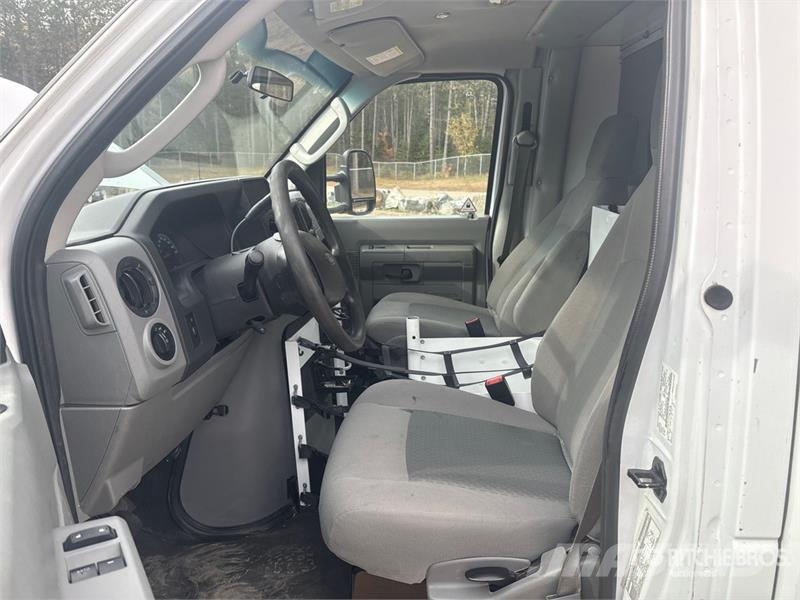 Ford E-350 Линейки