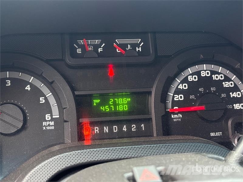 Ford E-350 Ασθενοφόρα