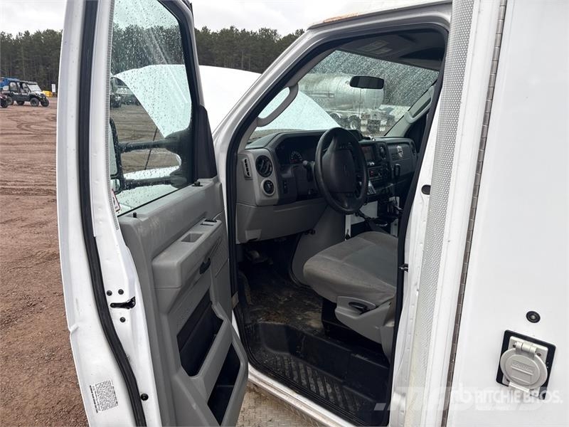 Ford E-350 Ambulanse