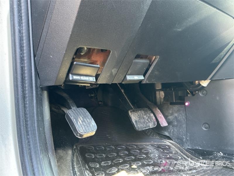 Ford Escape 4WD SUV Henkilöautot