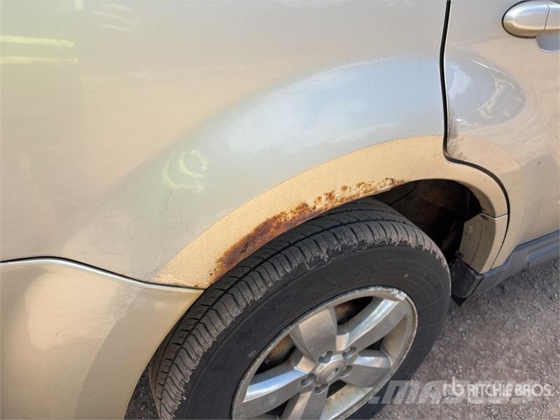 Ford Escape AWD SUV Biler