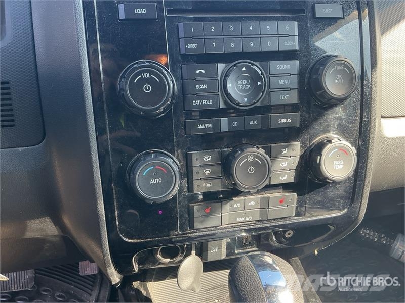 Ford Escape AWD SUV Biler