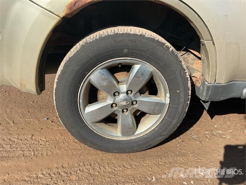 Ford Escape AWD SUV Biler