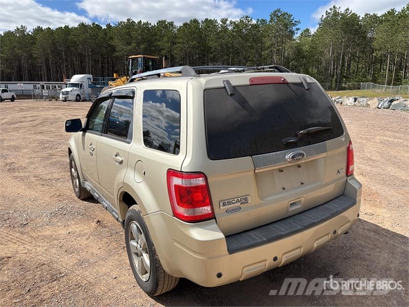Ford Escape AWD SUV Biler