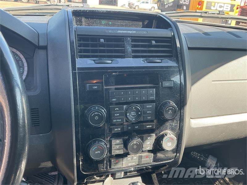 Ford Escape AWD SUV Biler