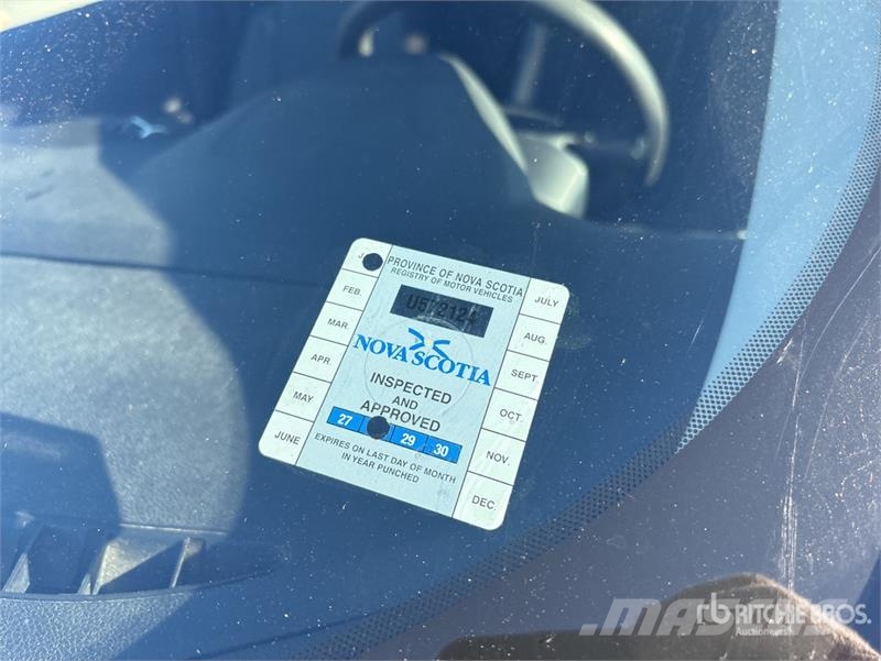 Ford Escape SE 4WD SUV سيارات