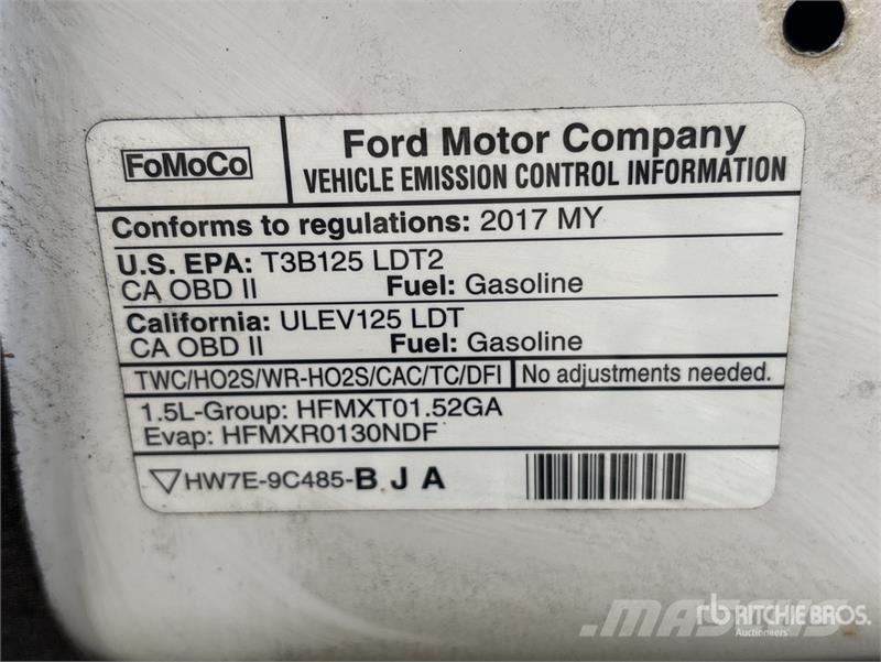 Ford Escape SE 4WD SUV سيارات